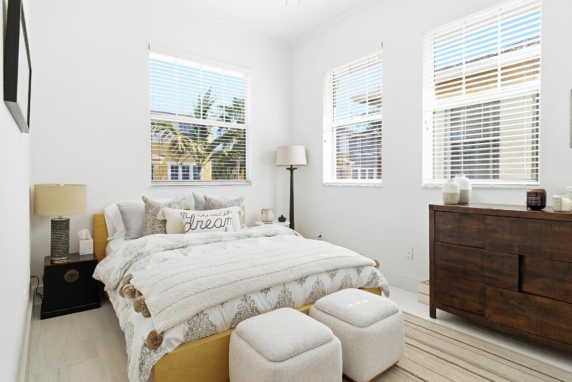 CITYSIDE CONDO - Residential