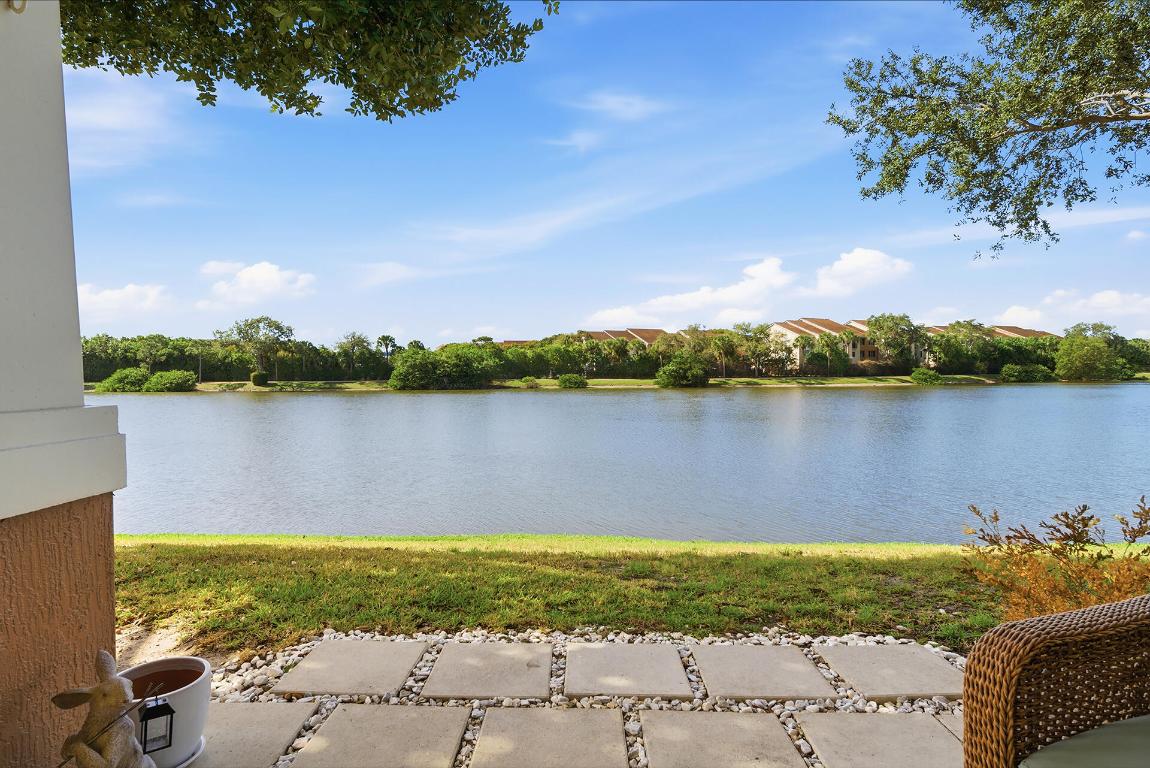 CITYSIDE CONDO - Residential