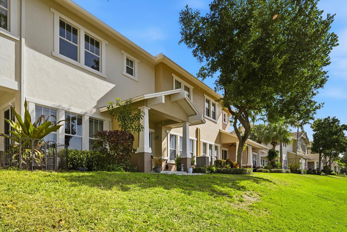 CITYSIDE CONDO - Residential