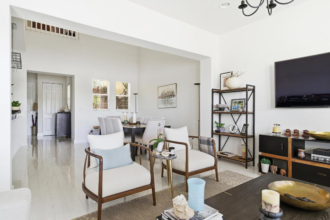 CITYSIDE CONDO - Residential