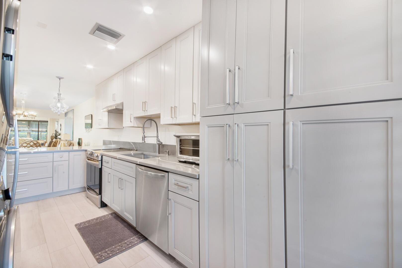 1041 Orange Terrace 101