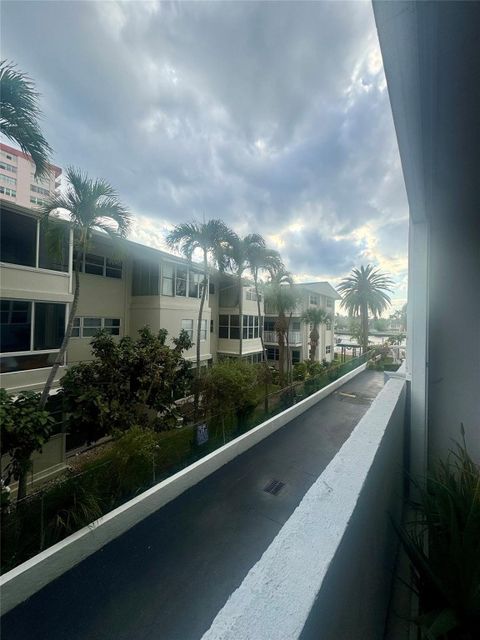 3113 S Ocean Drive 209 Hallandale Beach FL 33009