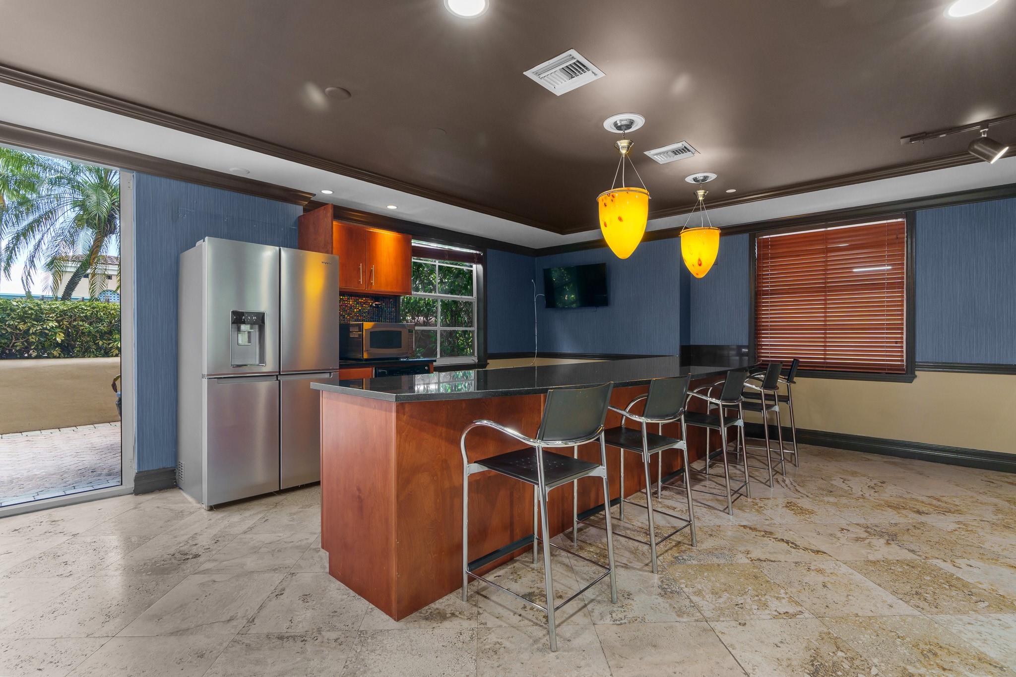 LAS OLAS BY THE RIVER - Residential