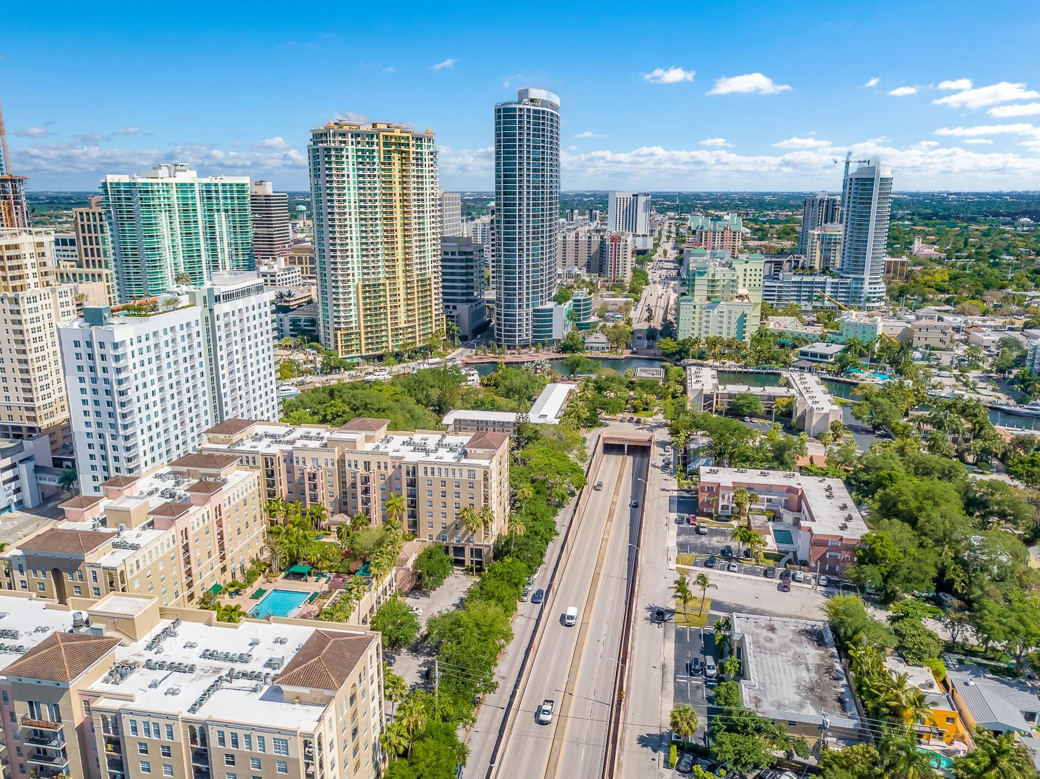LAS OLAS BY THE RIVER - Residential