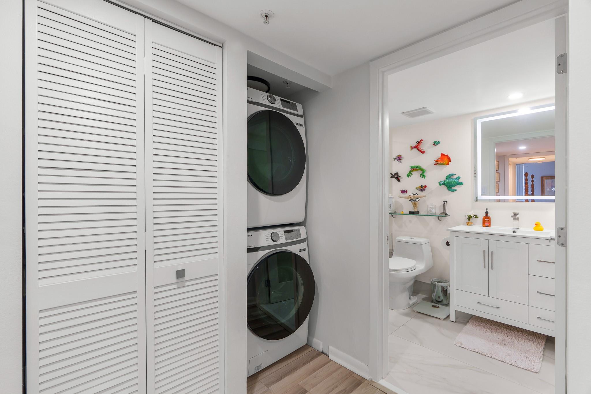 LAS OLAS BY THE RIVER - Residential