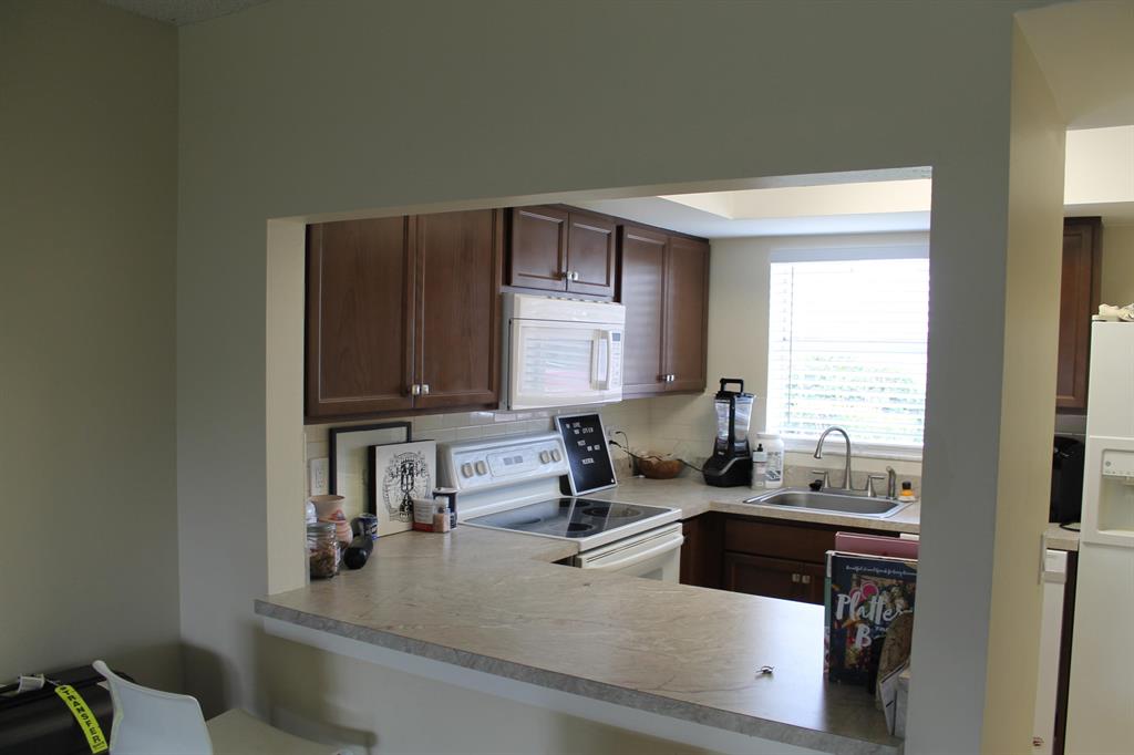 INDIAN CREEK PH III-B - Residential Lease