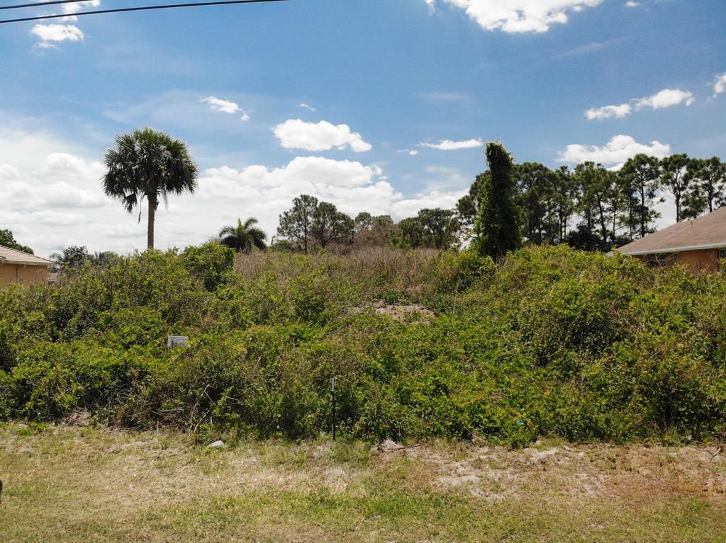 Photo of 2807 SW South Calabria Circle, Port Saint Lucie, FL 34953 (MLS # R10706388)