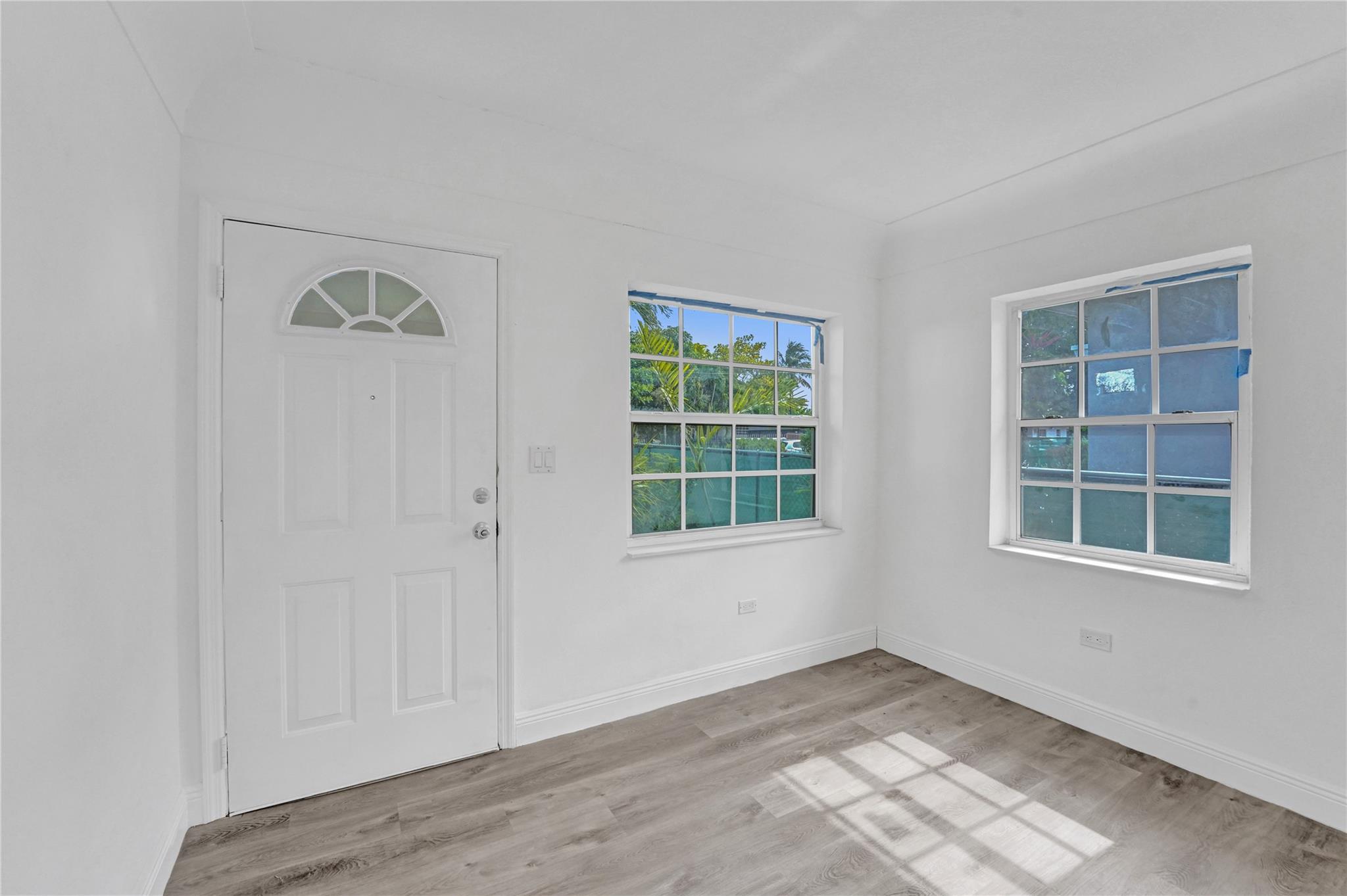 435 NW 82nd Ter 1