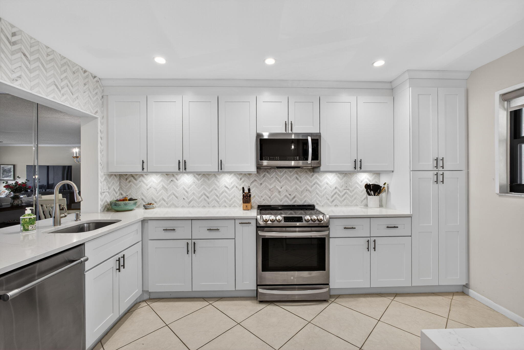 BRIARWOOD CONDO - Residential