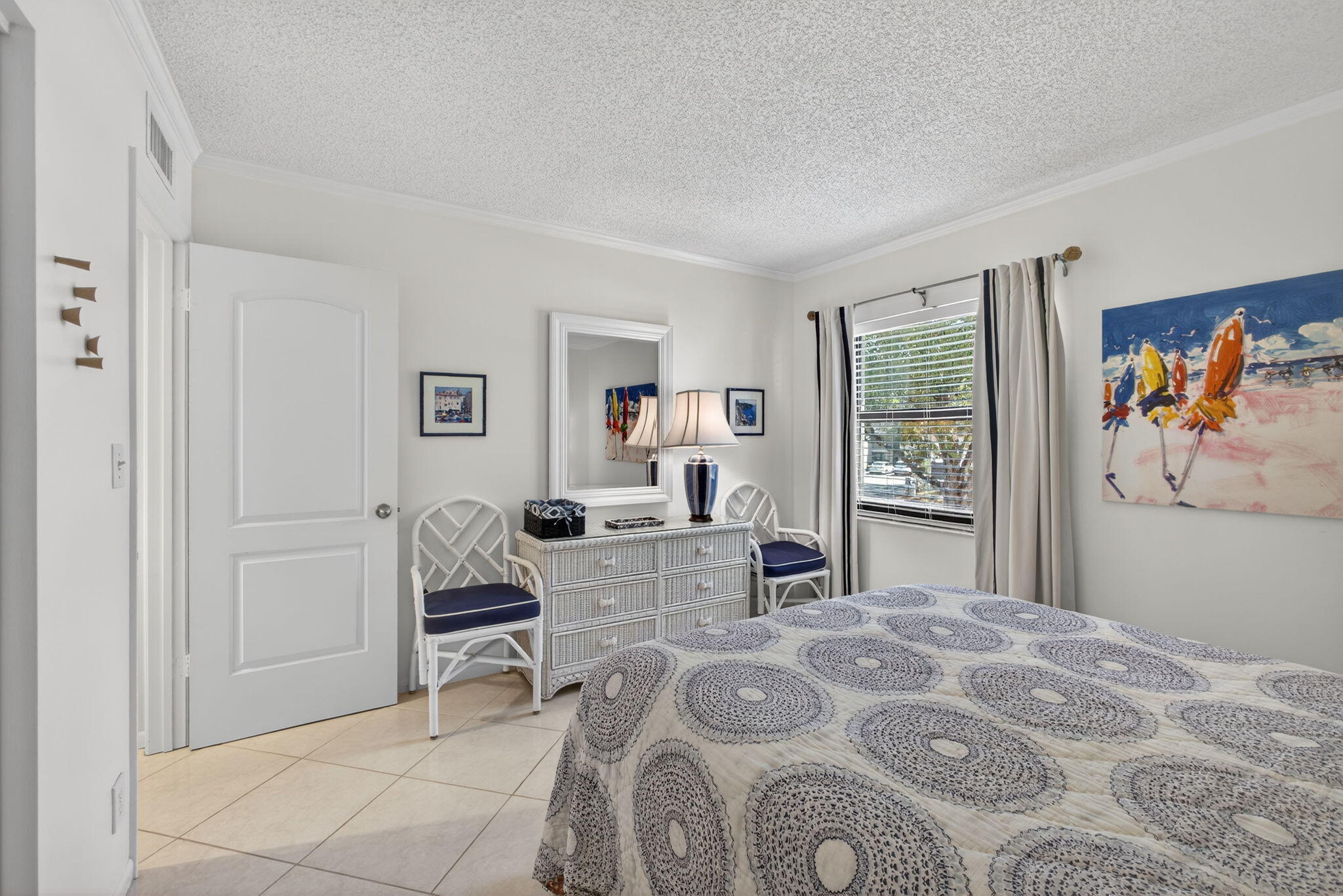 BRIARWOOD CONDO - Residential