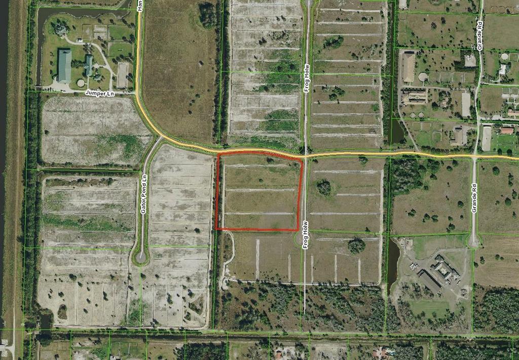 A prime location in a gated equestrian subdivision. Ability to build a covered arena and build your custom equestrian estate. Just minutes to all of Wellington's equestrian venues.