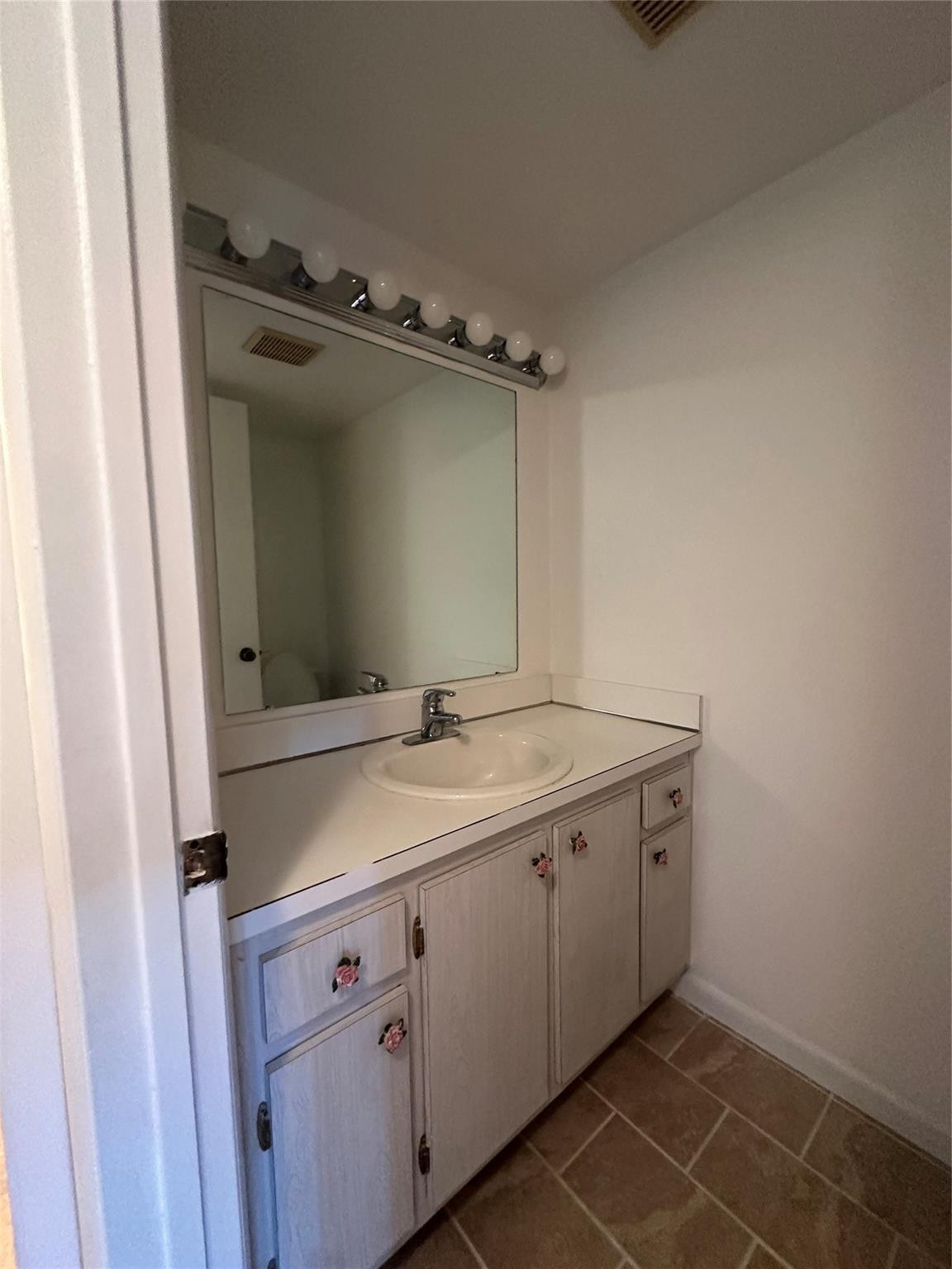 Pine Ridge Condo 03 - Residential Lease