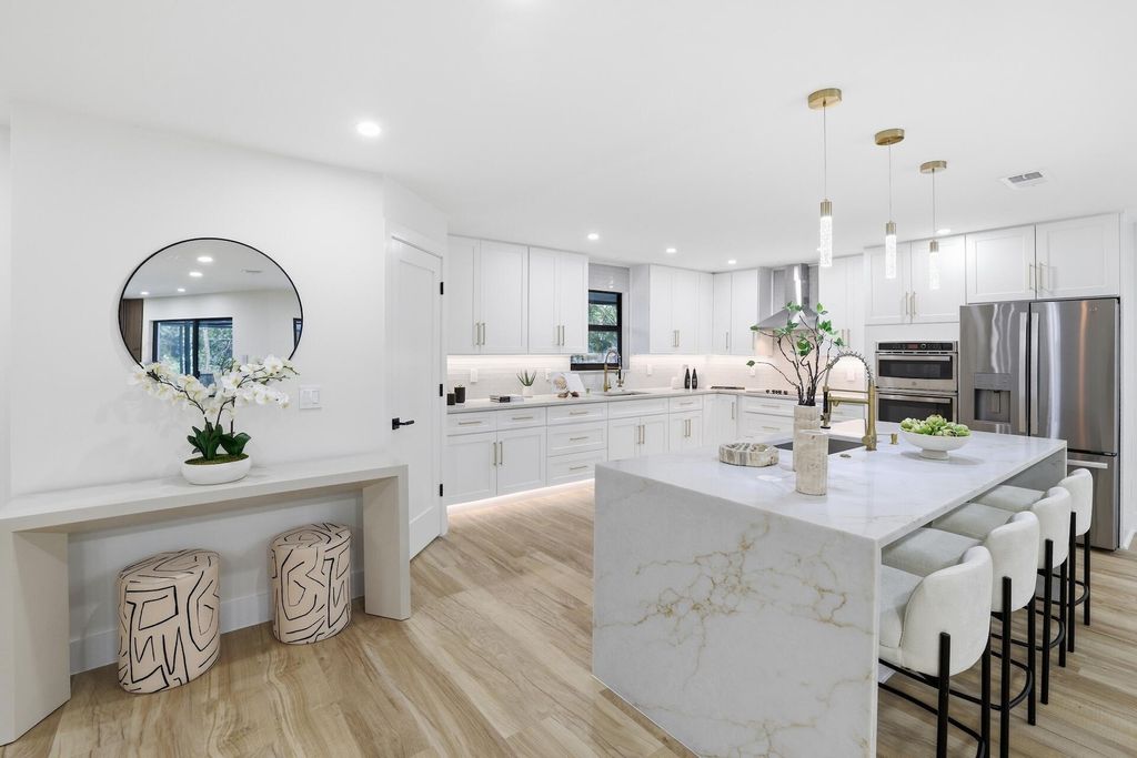 Photo of 8862 Wendy Lane S, West Palm Beach, FL 33411 (MLS # B26004161)