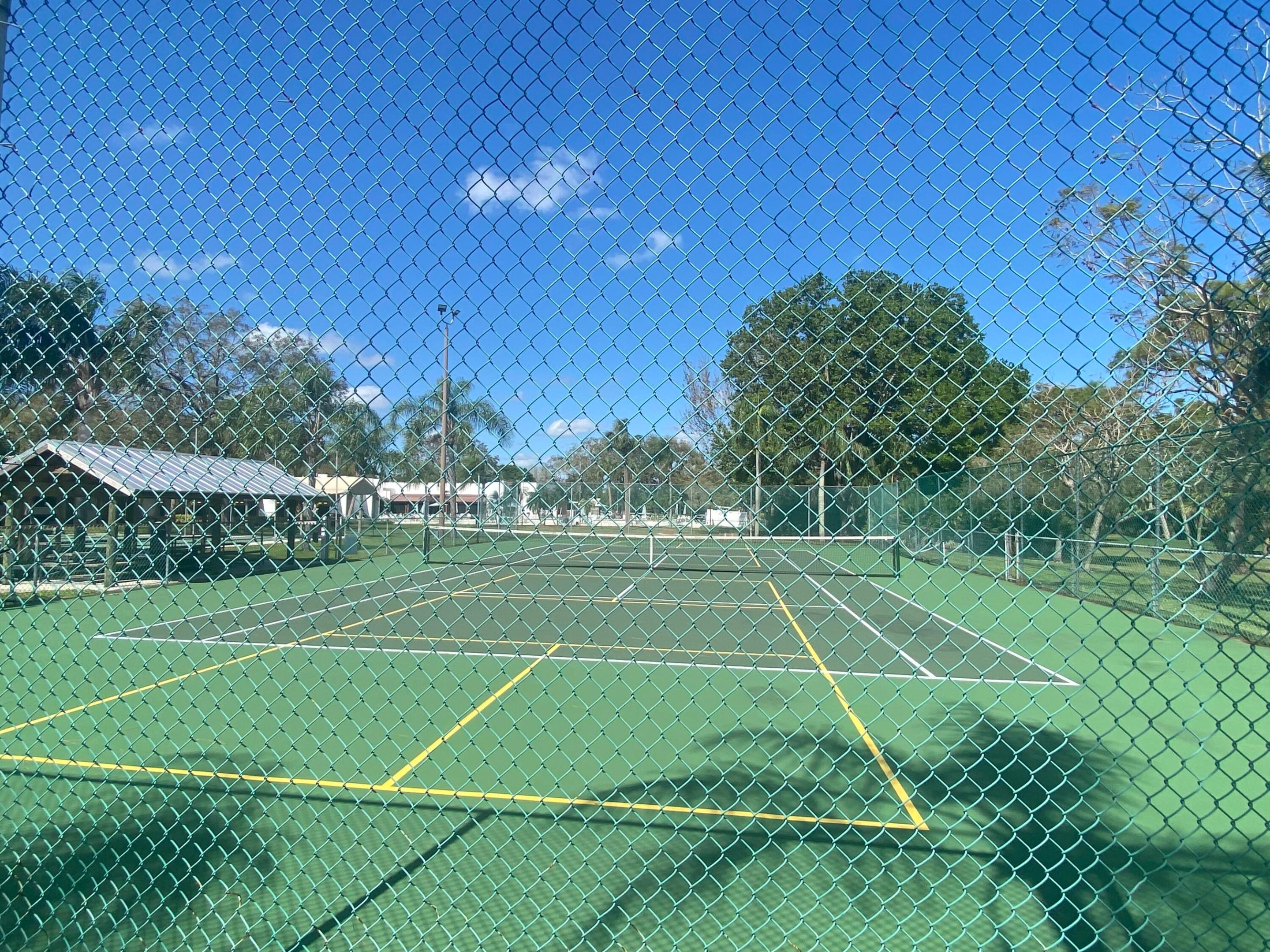 Spanish lakes golf village - Residential