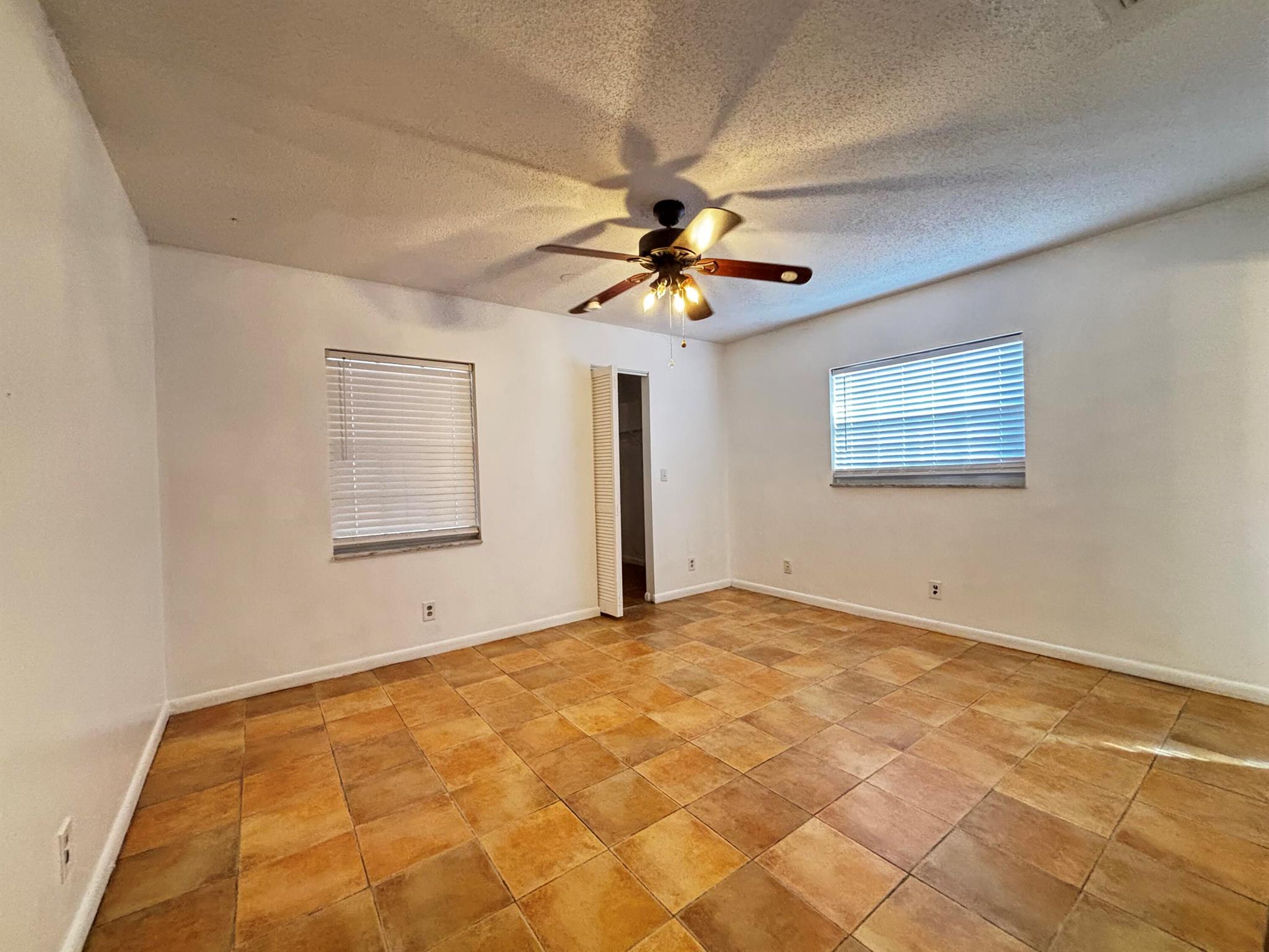 Elmwood Estates - Residential Lease