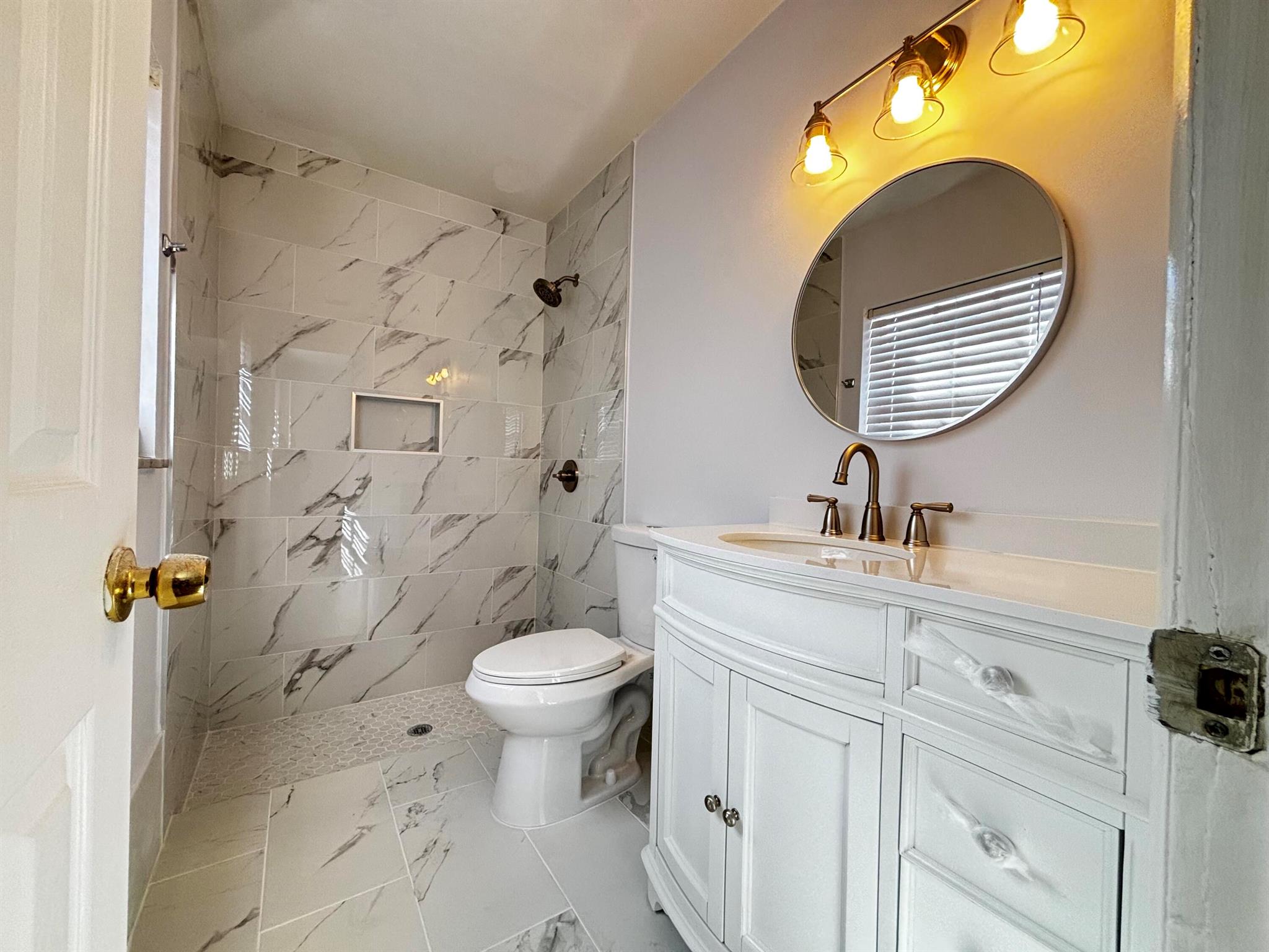 Elmwood Estates - Residential Lease