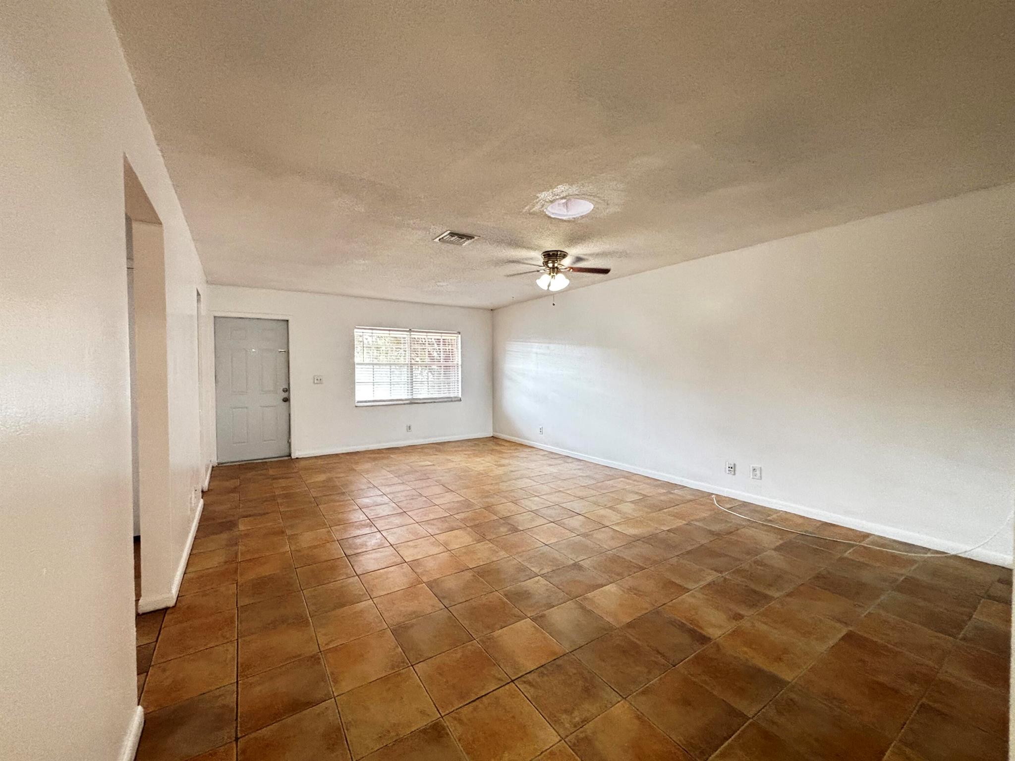 Elmwood Estates - Residential Lease