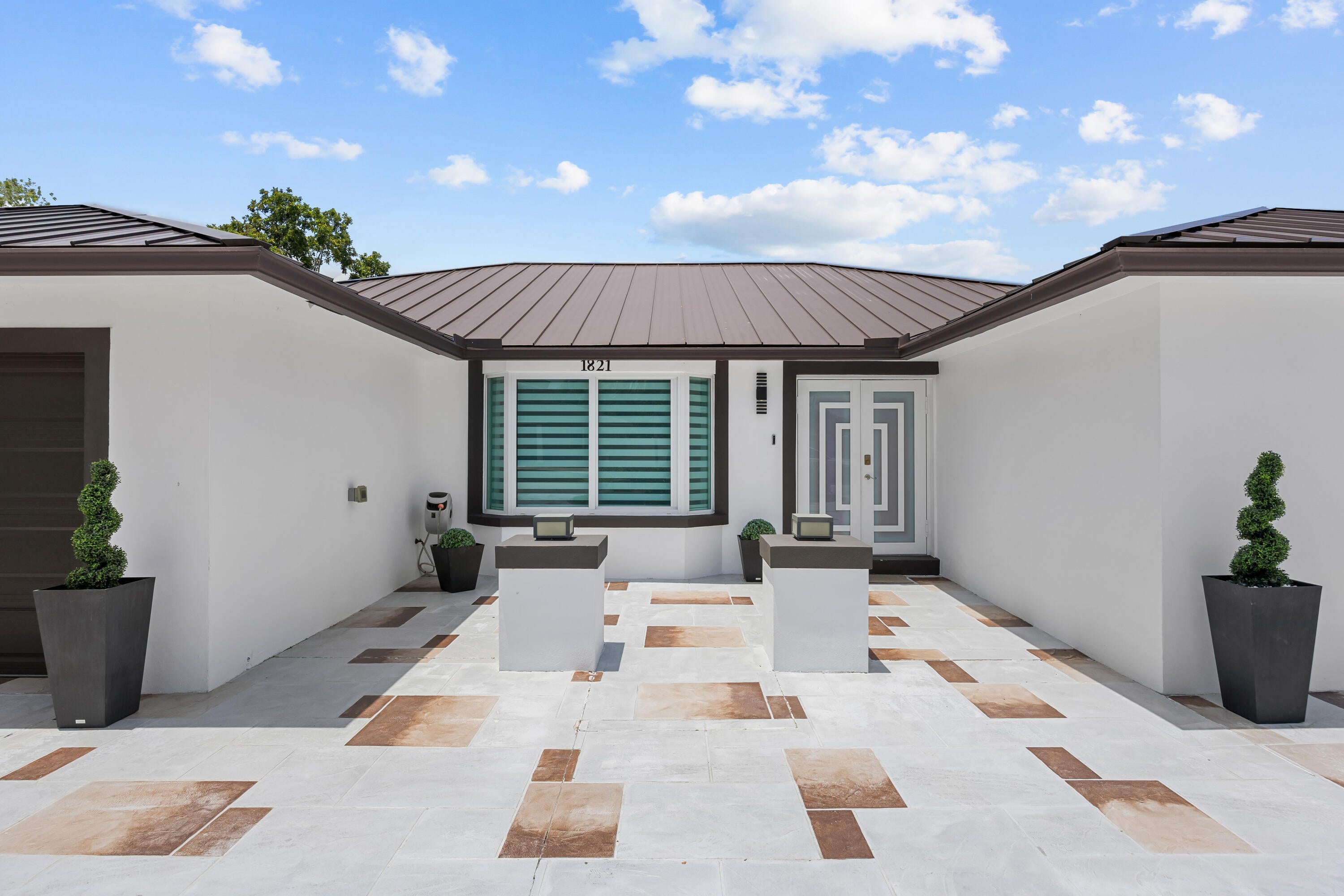 1821 Carissa Road