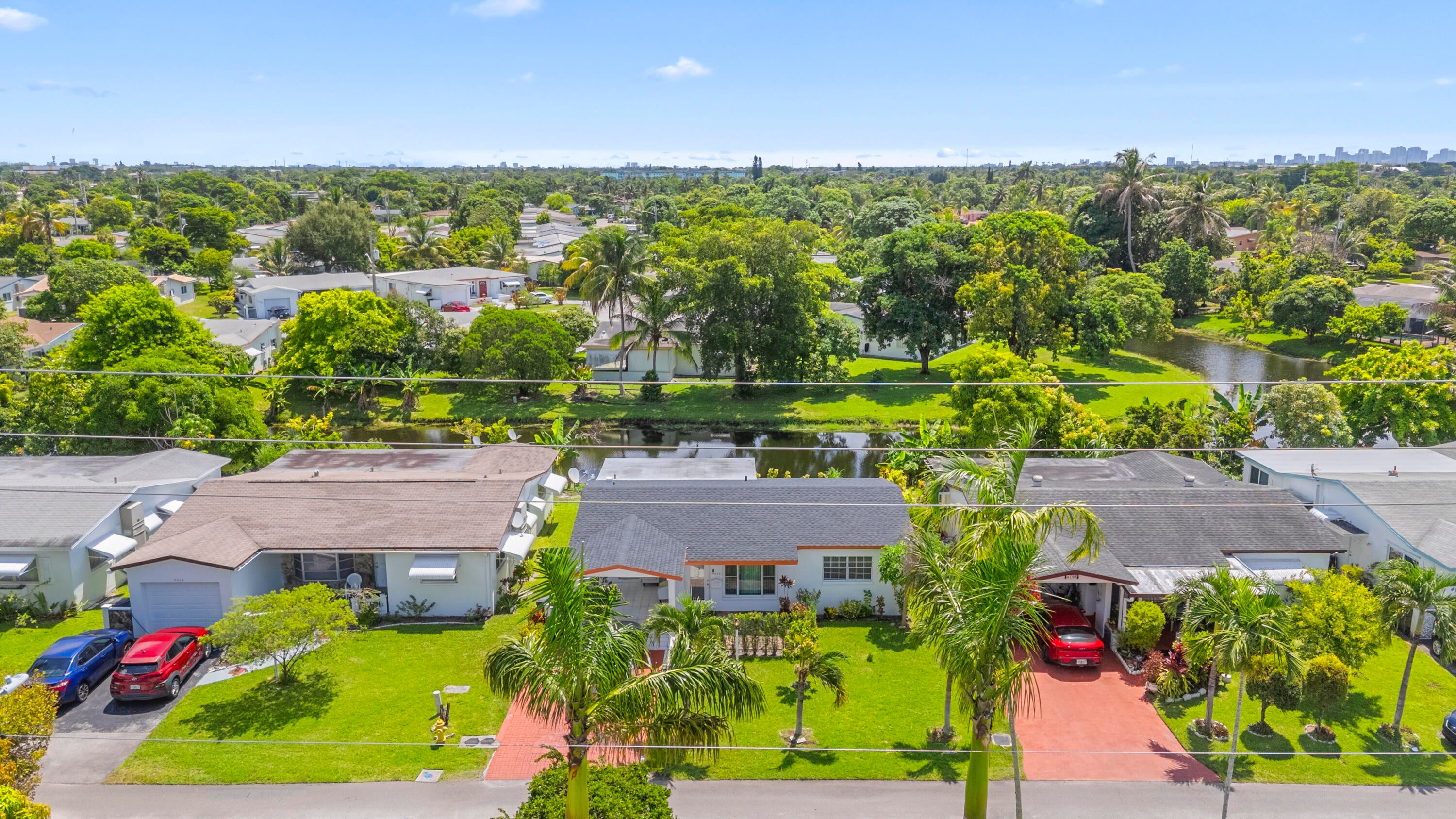 4200 NW 52ND Avenue
