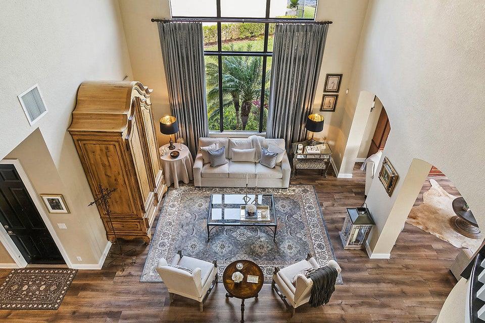 VERSAILLES - Residential