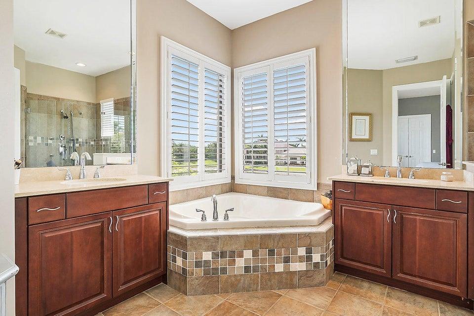 VERSAILLES - Residential