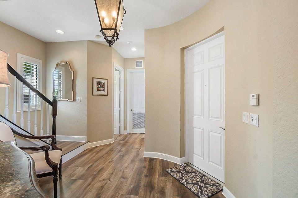 VERSAILLES - Residential