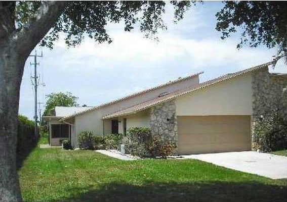 3225 NW 9TH ST, DELRAY BEACH, FL 33445 - Image ea9d73ee8e4cbf91f6648466aaee64f4/686838488