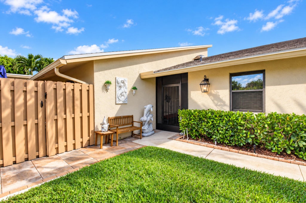 Photo of 3225 NW 9TH Street, Delray Beach, FL 33445 (MLS # B26094274)