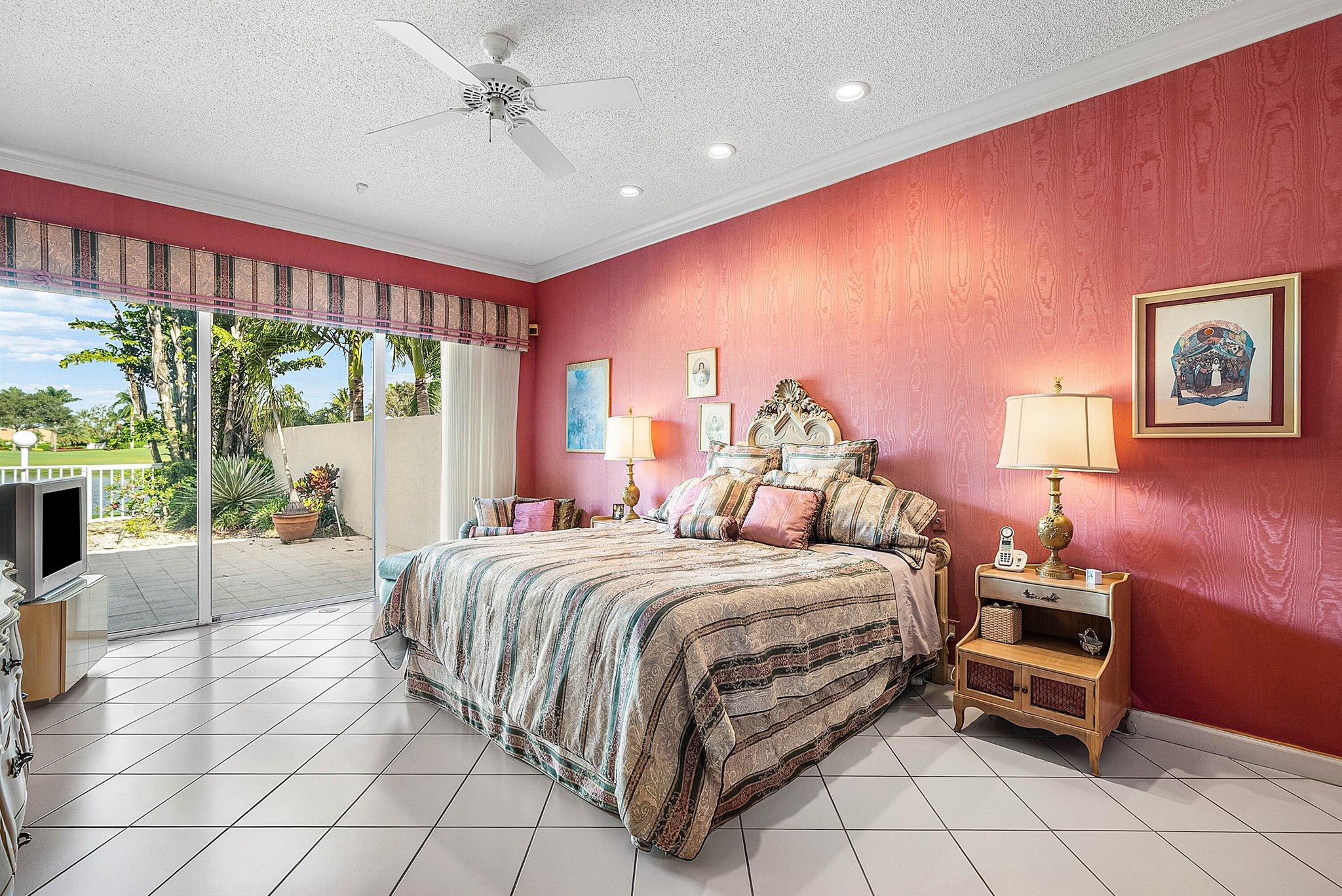 LAKES OF SUTTON / POLO CL - Residential