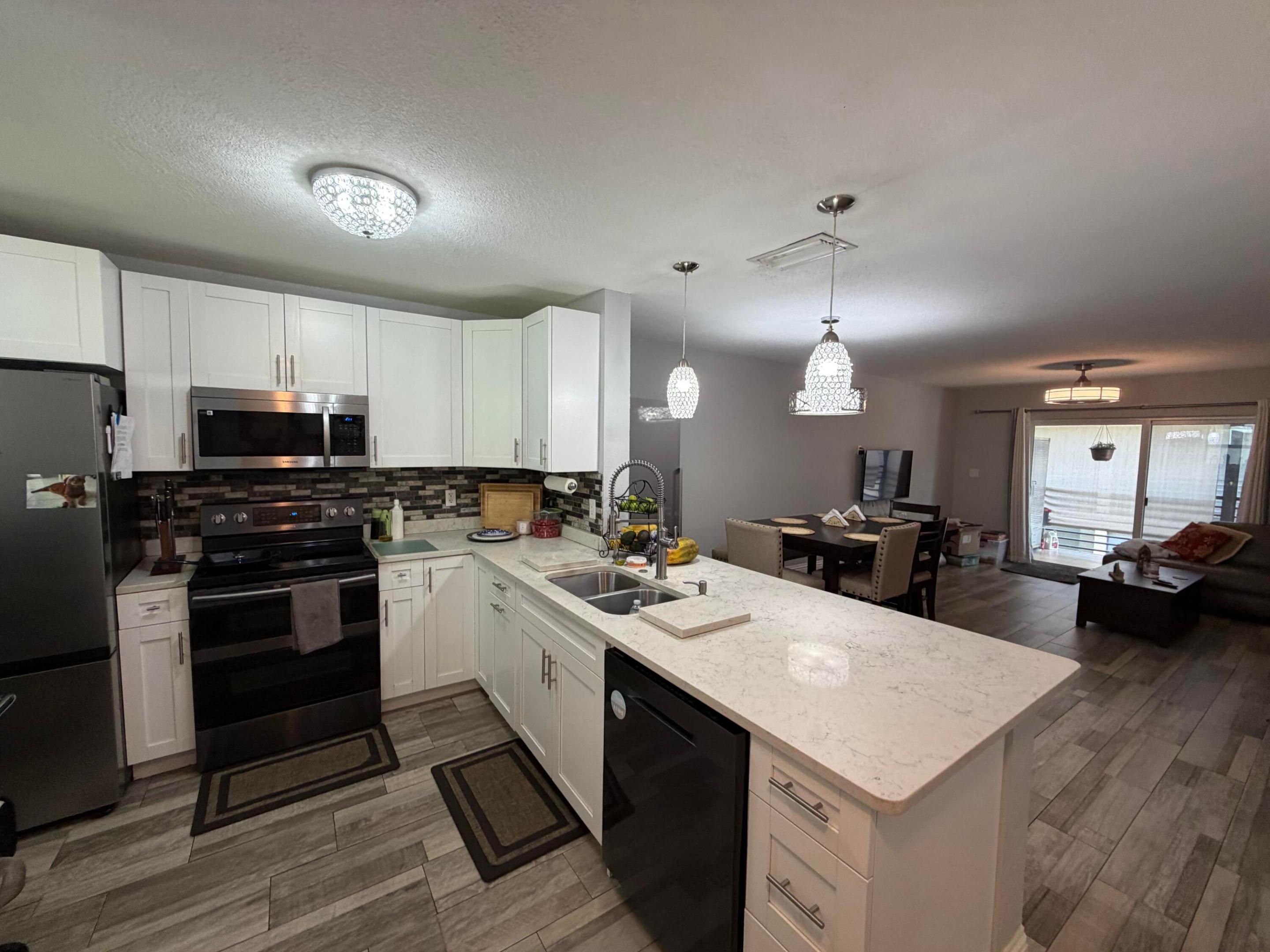 CORAL GARDENS II CONDO - Residential