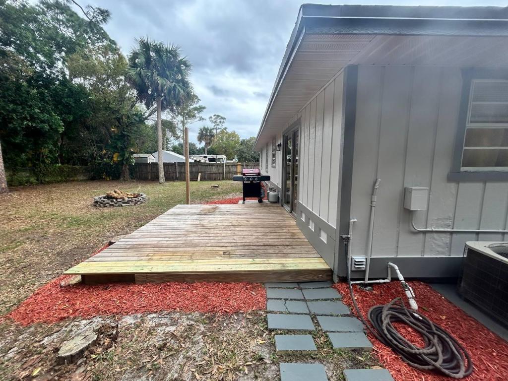 INDIAN RIVER ESTATES UNIT 7 - Residential