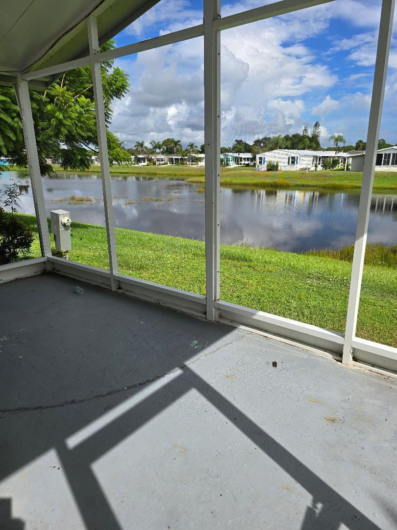 504 THAMES BLUFF Ridge D-23, Fort Pierce, FL, 34982/$85,000 1 504 THAMES BLUFF Ridge D-23