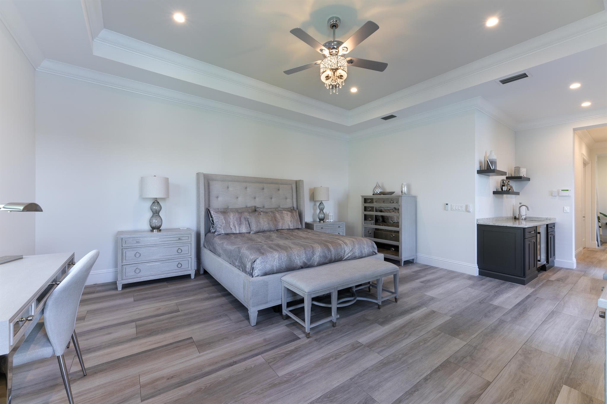 PIRATES COVE IN - Residential