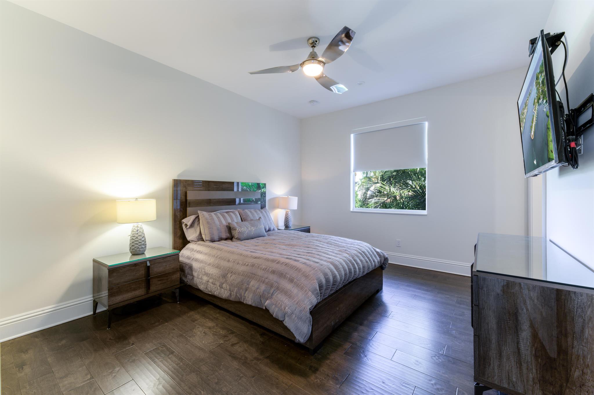 PIRATES COVE IN - Residential