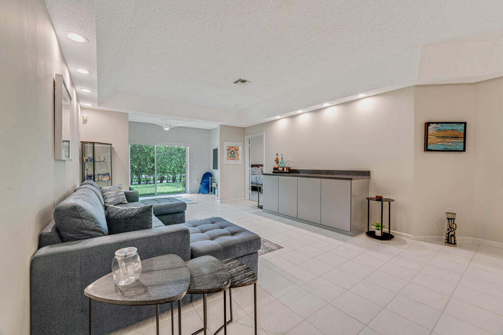 PALM ISLES I, II AND III CONDOS - Residential