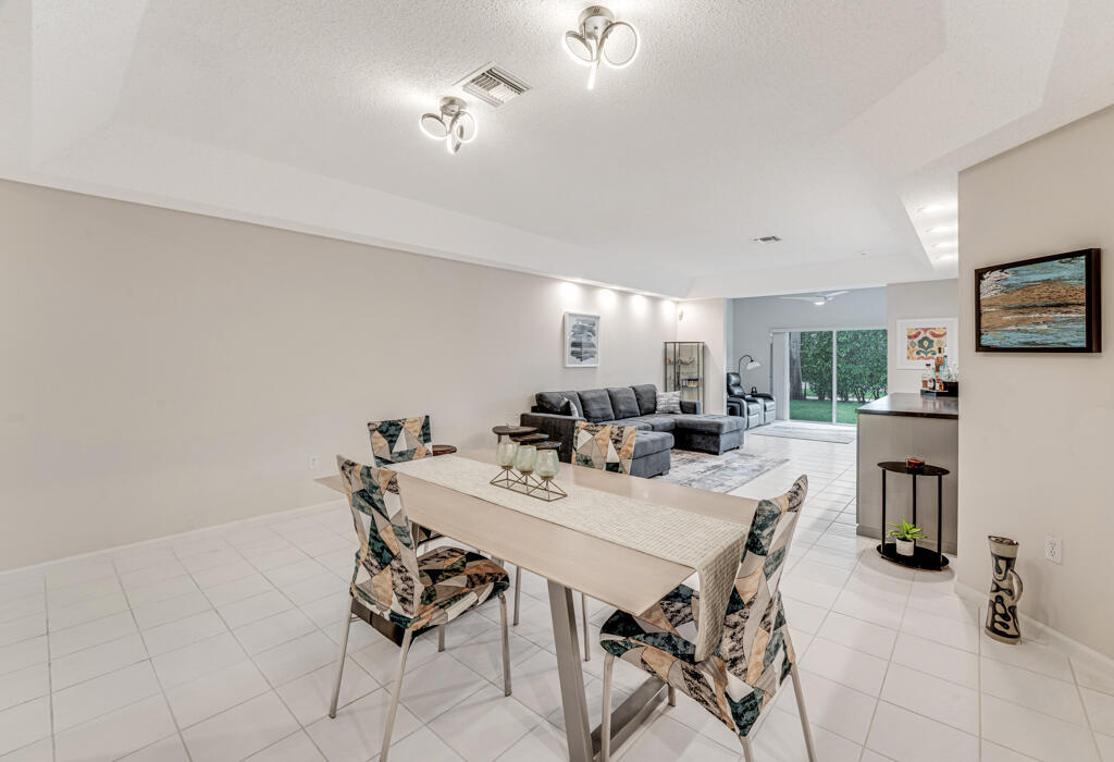 PALM ISLES I, II AND III CONDOS - Residential