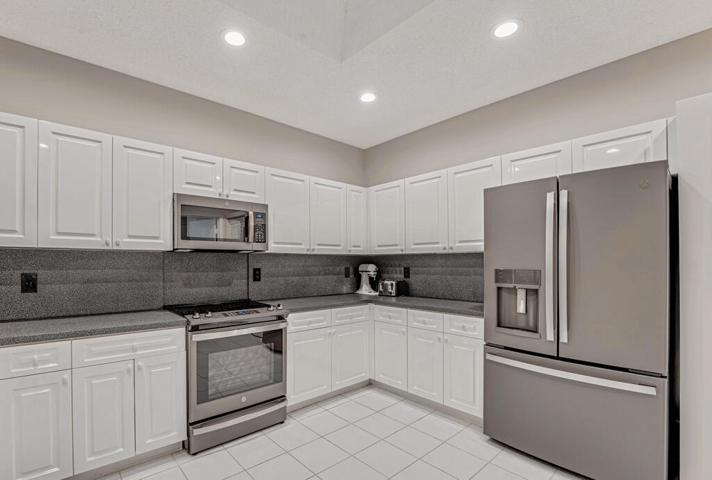 PALM ISLES I, II AND III CONDOS - Residential