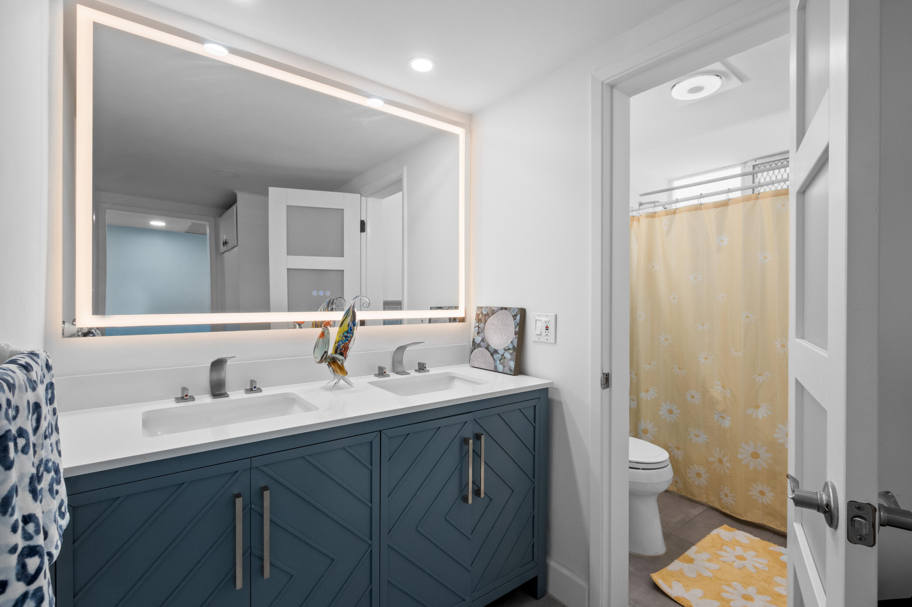 HILLSBORO SHORES EXECUTIVE - Residential