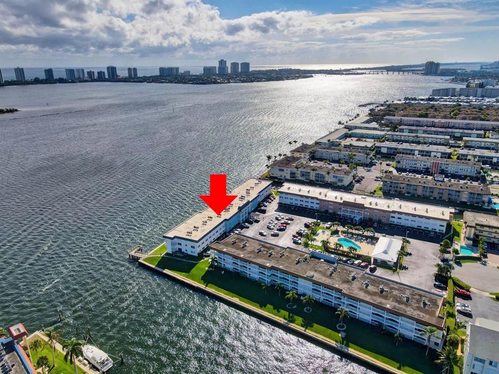 Photo of 100 Shore Court #205, North Palm Beach, FL 33408 (MLS # R10680295)