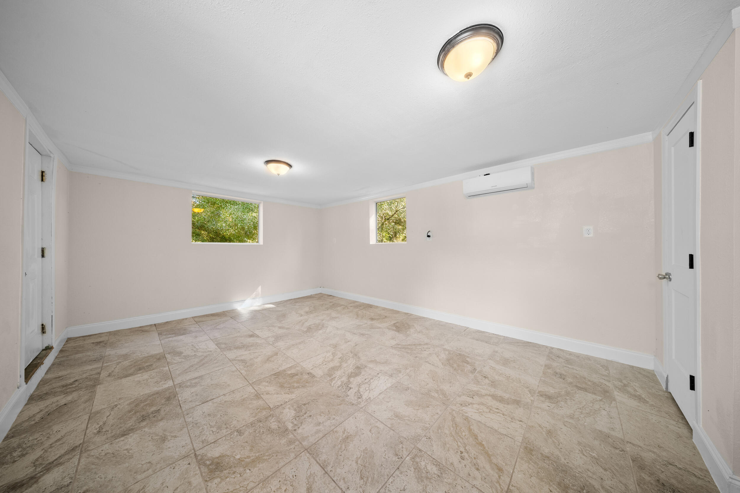 OKEECHOBEE LITTLE FARMS - Residential