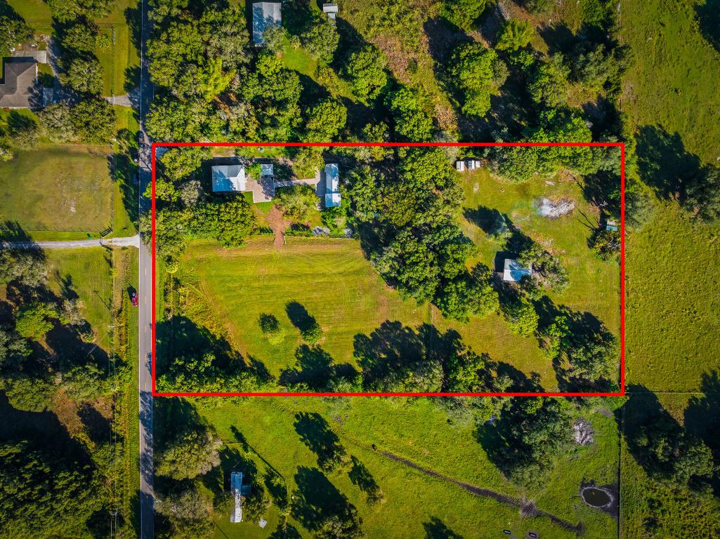 OKEECHOBEE LITTLE FARMS - Residential