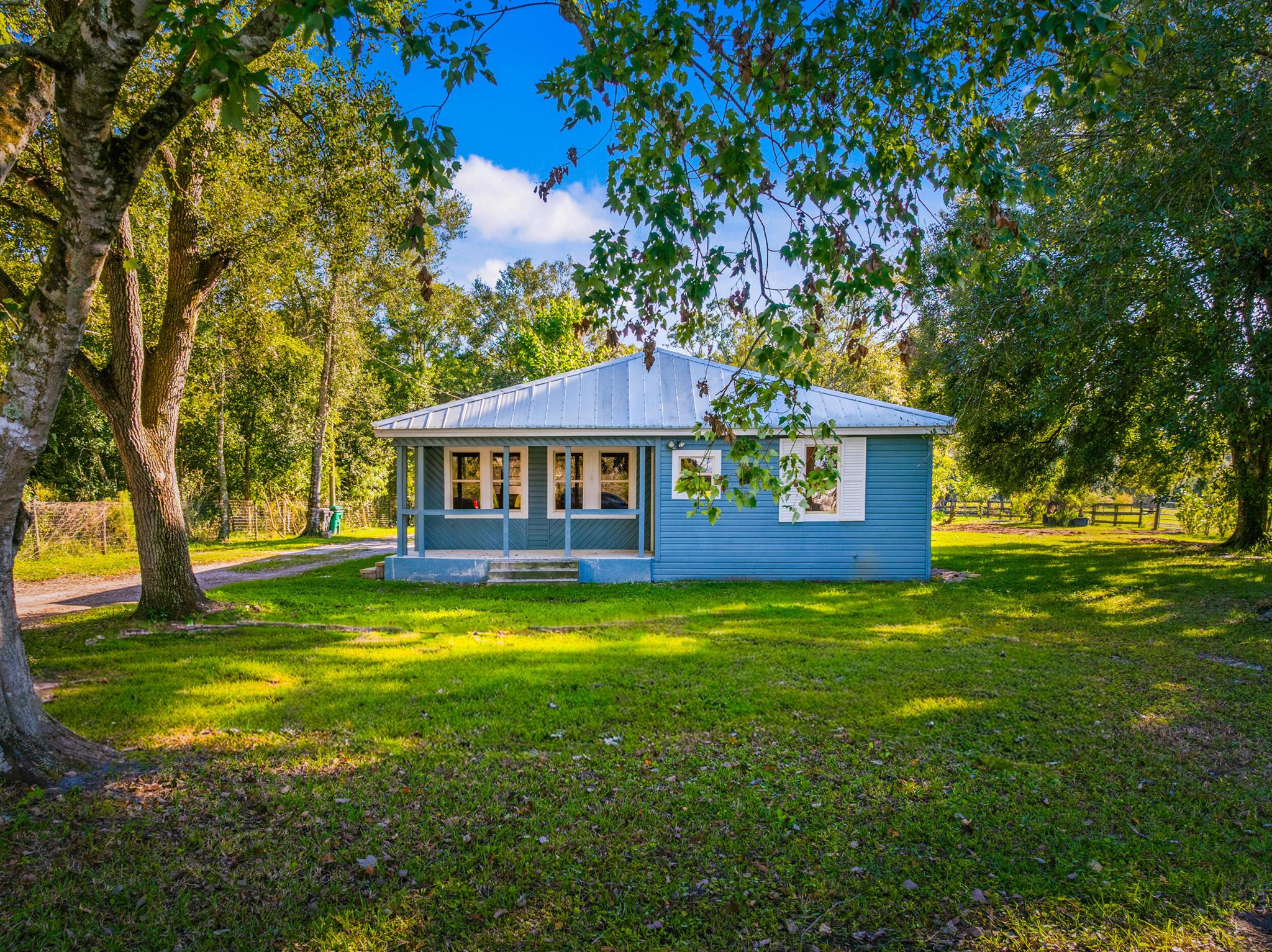 OKEECHOBEE LITTLE FARMS - Residential