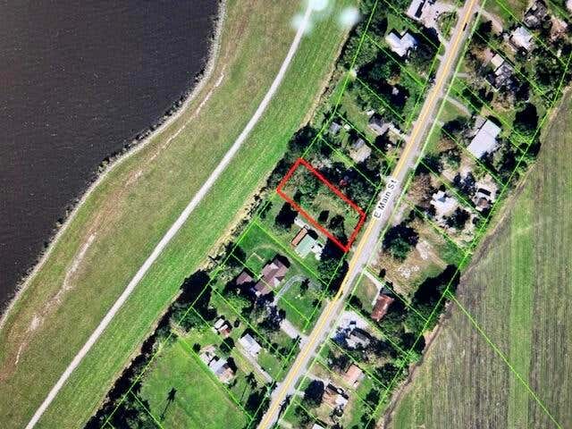Photo of 2251 E Main Street, Pahokee, FL 33476 (MLS # R10929729)