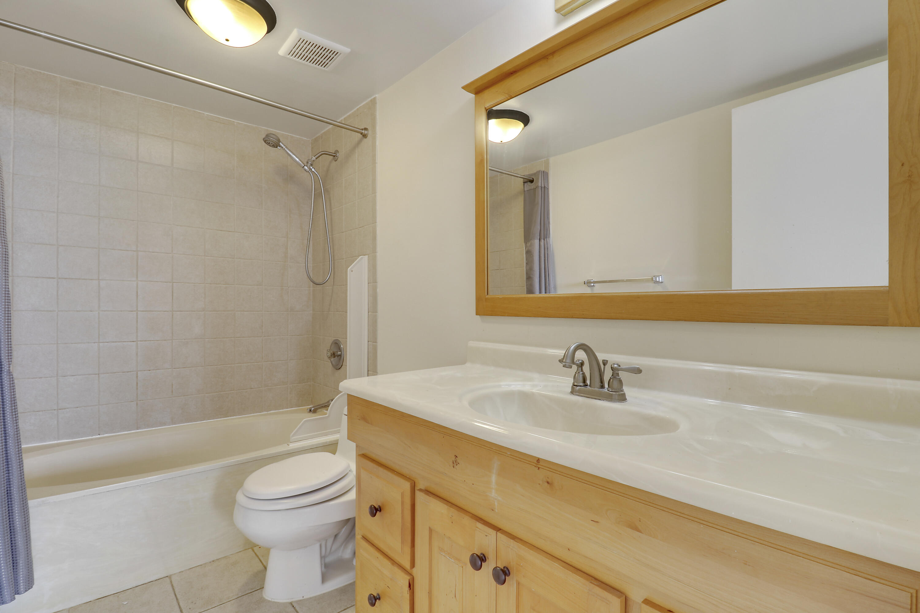 PALM BEACH HOUSE CONDO - Residential