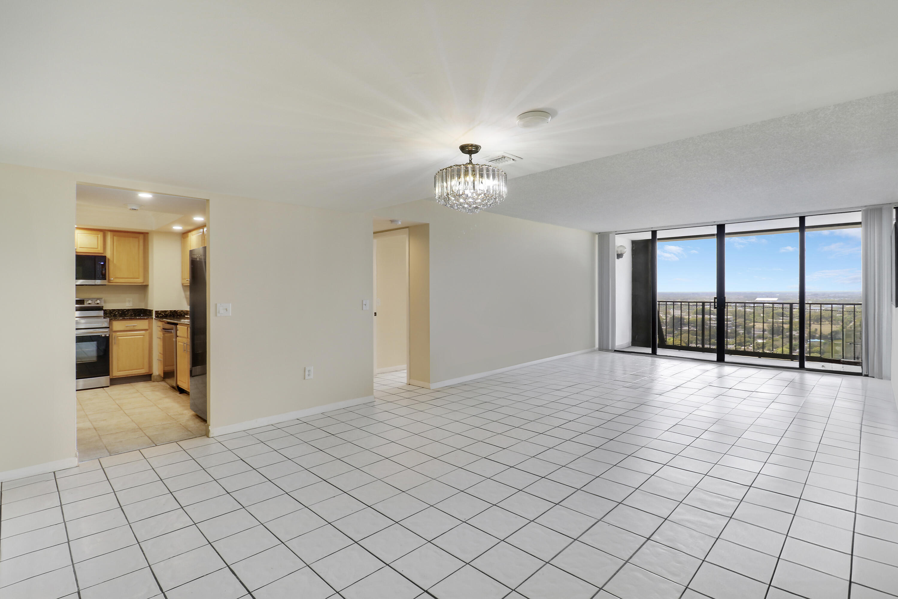 PALM BEACH HOUSE CONDO - Residential