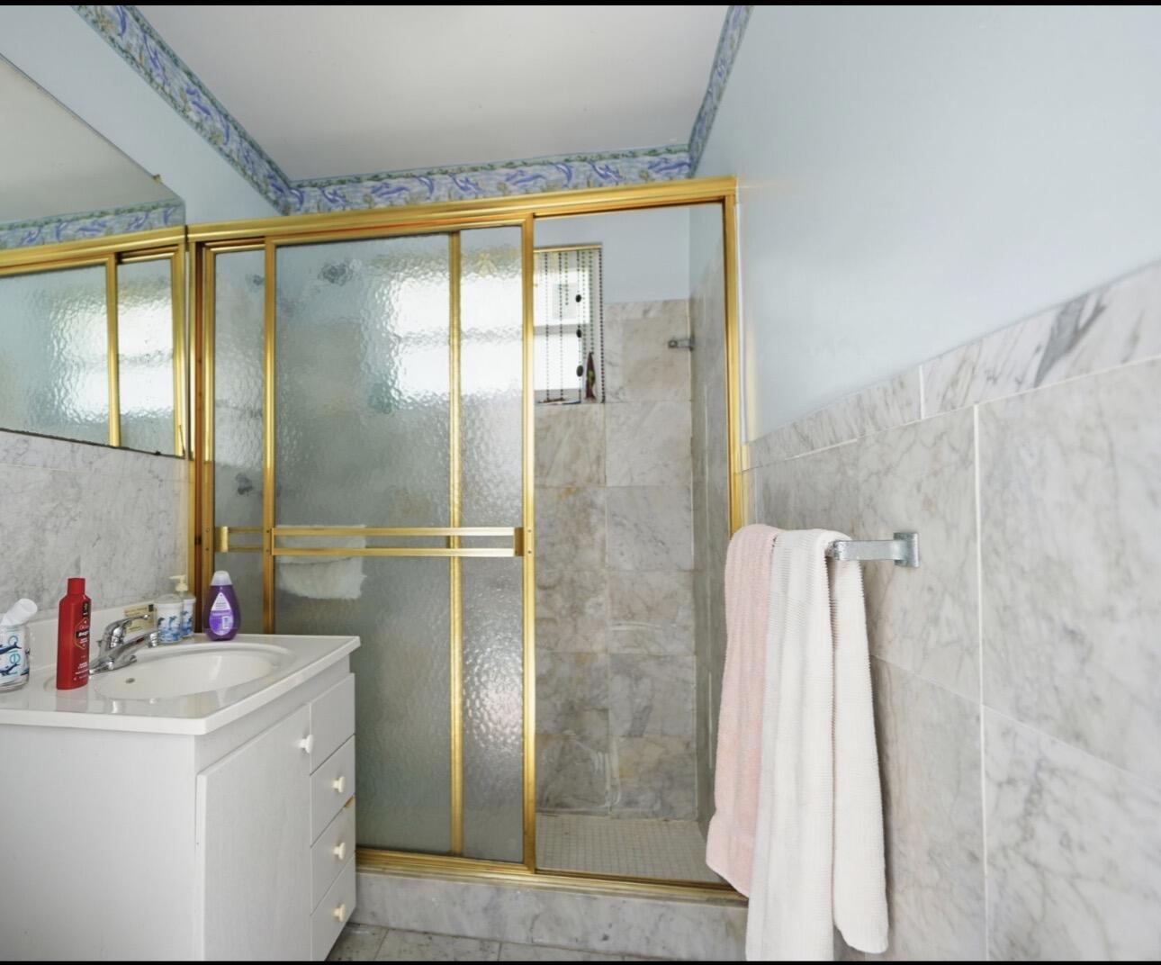 OAKLAND ESTATES 1ST SEC - Residential