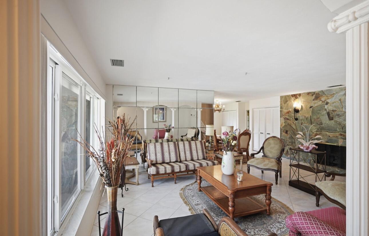 OAKLAND ESTATES 1ST SEC - Residential