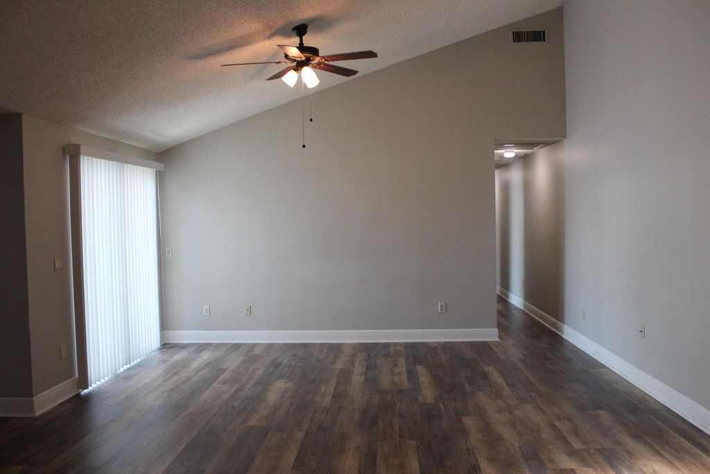 Photo of 5969 Golden Eagle Circle, Palm Beach Gardens, FL 33418 (MLS # R10893565)