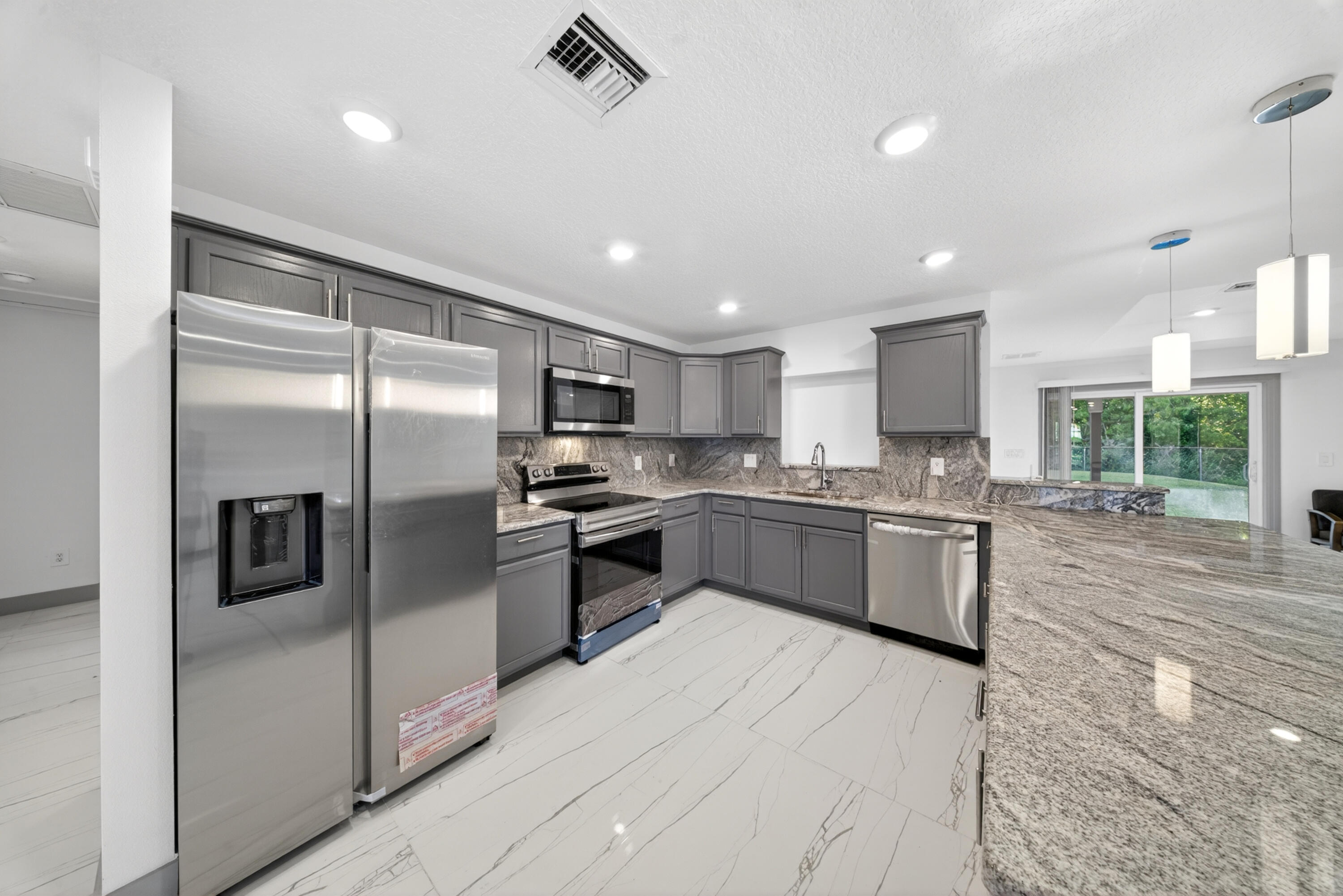 CORSO COURTS - Residential