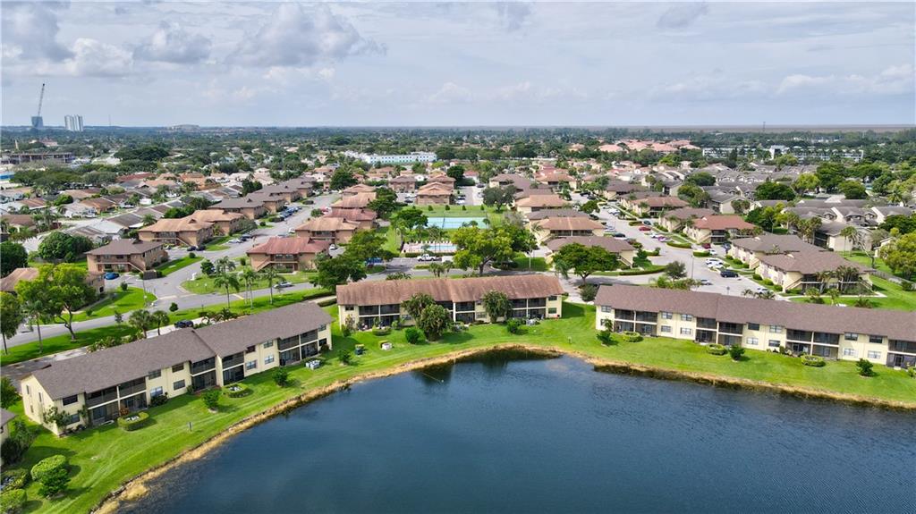 Winding Lakes - Residential